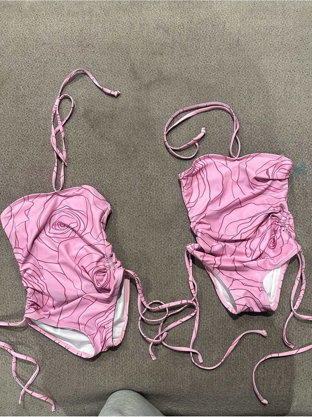 Ivy Greis Pink Rose-Print String Bikini Top